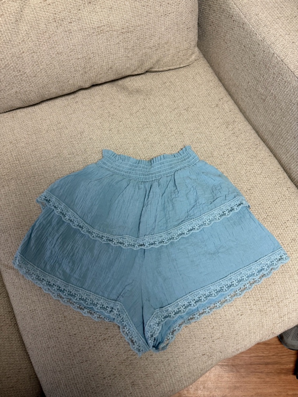 Altar’d State Blue Tiered Ruffle Lace Trim Shorts XS Coquette Boho